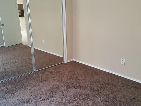 2nd image of 5813 Lake Hubbard Pkwy APT 407D