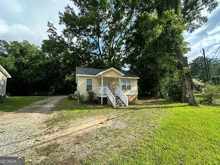 600 W Main St — Photo 18