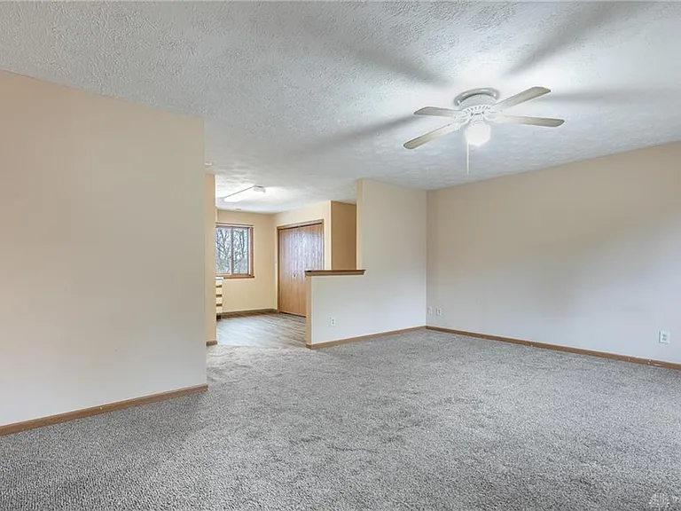 160 N 4th St #162 — Photo 3