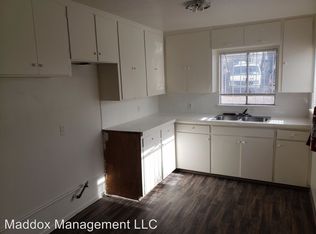 210 1/2 Vassar Dr SE, Albuquerque, NM 87106
