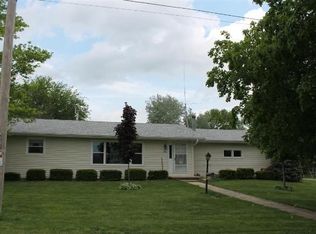 406 E Madison St, Cambridge, WI 53523