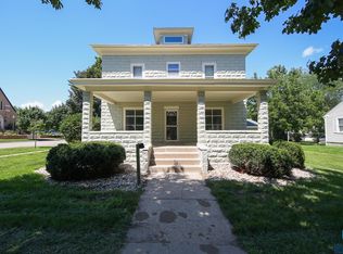 201 E Adams Ave, Luverne, MN 56156