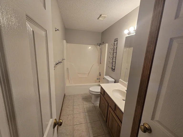 3700 Falmouth Dr — Photo 20