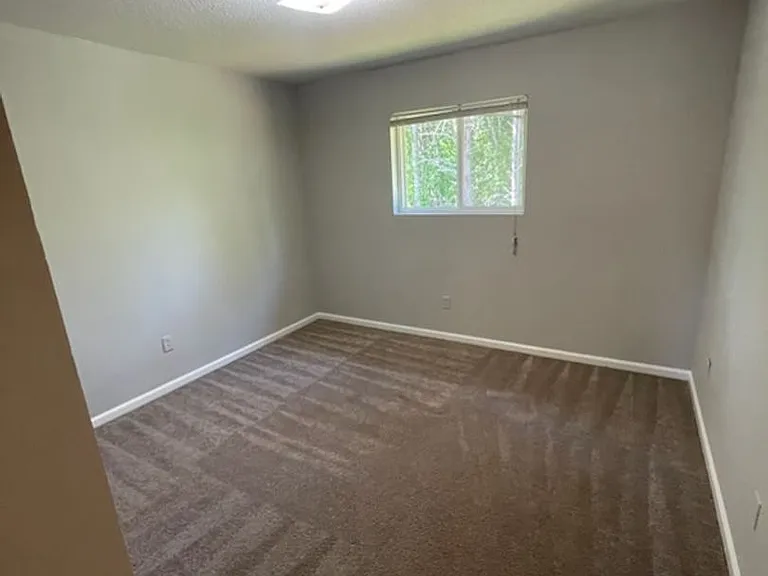 1002 Salisbury St #6-B — Photo 6