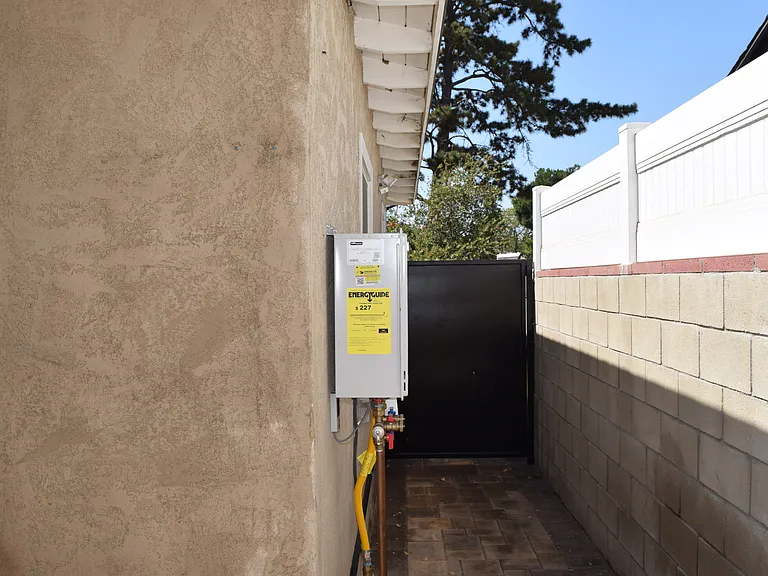 8848 Katherine Ave — Photo 30