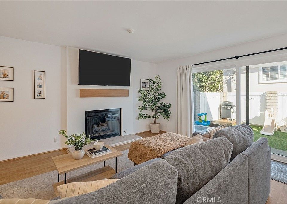 1st image of 2118 Grant Ave APT 1