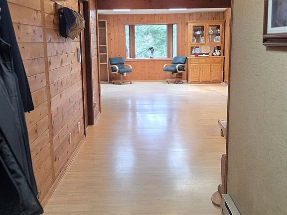 4th image of 94474 Riley Creek Way