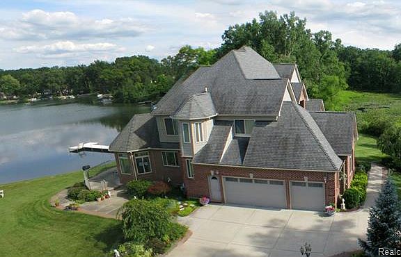 2nd image of 11281 Britney Ln