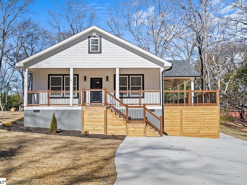 1st image of 11 Castell Dr