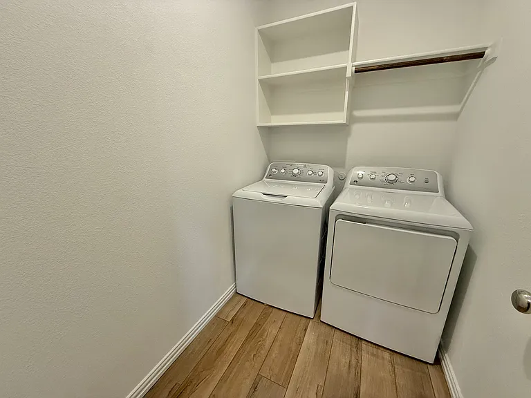 5119 Penrose Dr — Photo 12