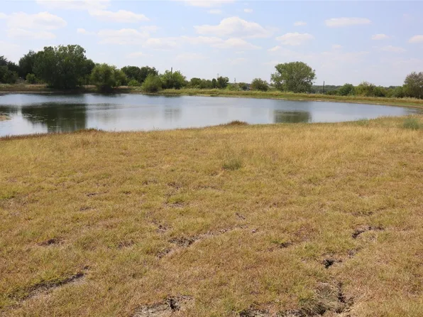 10692 County Road 670, Blue Ridge, TX 75424