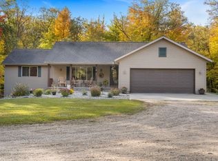 7791 S Locust Ave, Newaygo, MI 49337