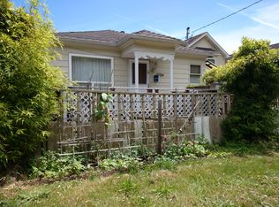 5704 32nd Ave S, Seattle, WA 98118