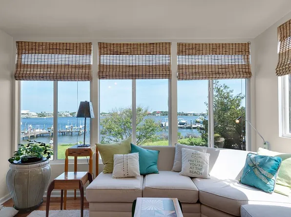 370 Fort Pickens Rd, Pensacola Beach, FL 32561