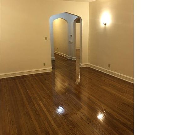 2nd image of 7759 S Phillips Ave #1