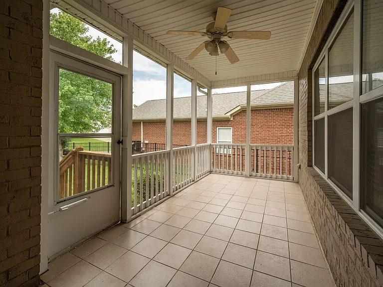 340 Wandering Cir — Photo 33