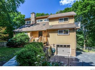 6 Rick Ln W, Cortlandt Manor, NY 10567