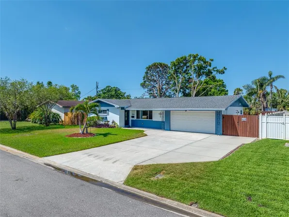 1900 60th Way N, Saint Petersburg, FL 33710
