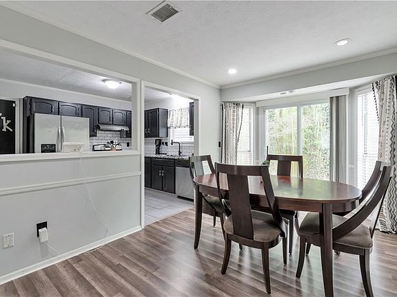 5th image of 1224 Shelton Way