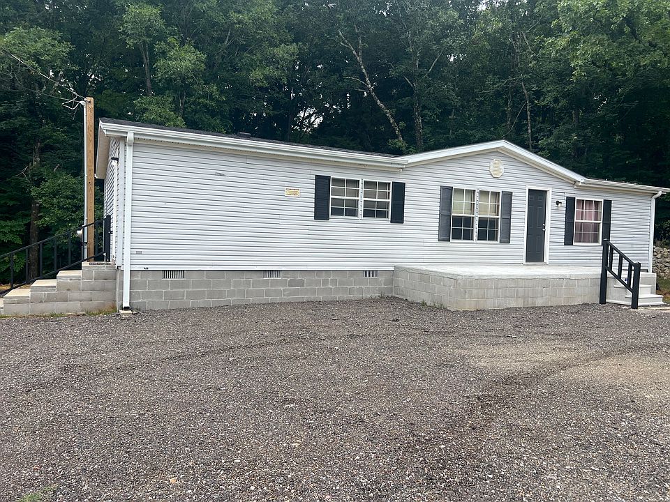 1st image of 2652 Riverside Dr