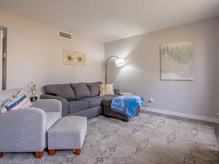 6945 E Osborn Rd #D — Photo 10