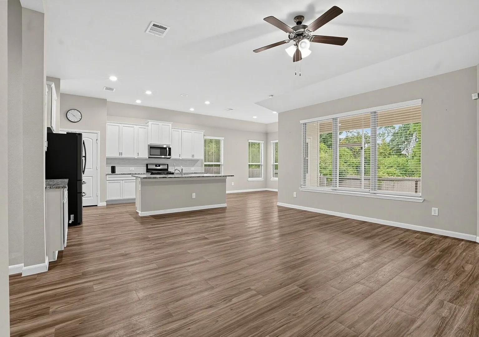 Spacious 3BR House in Houstonin Bridges at Lake Houston — Photo 3