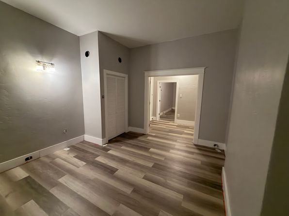 907 Chartiers Ave APT 2