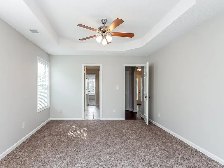 2037 Reserve Pkwy — Photo 8