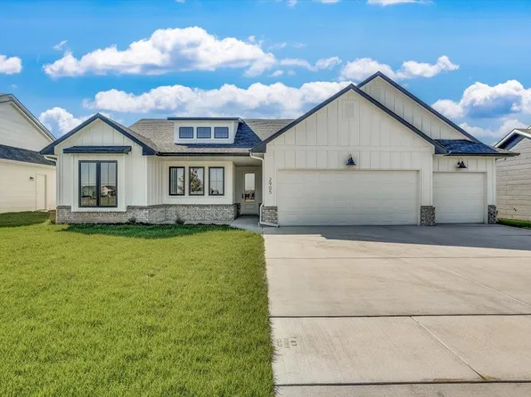 2905 E Sunnyslope St, Wichita, KS 67219