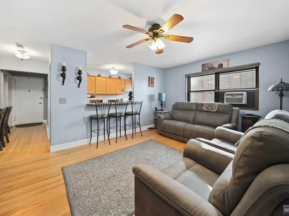 3021 Edwin Ave APT 1G, Fort Lee, NJ 07024