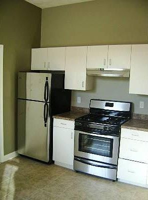 2nd image of 83 Eutaw St #1