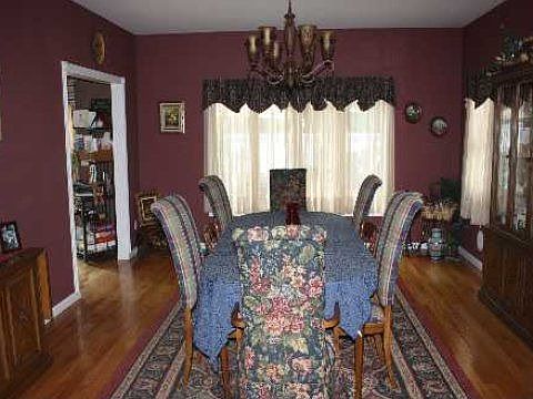 2nd image of 1848 Gardenia Ave