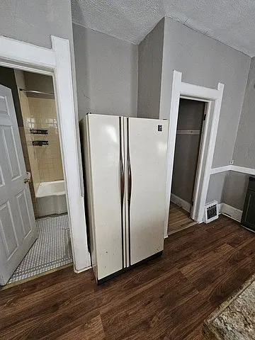 2 bed, 950 sqft, $925 — Photo 4