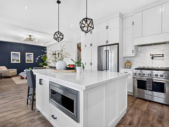 2nd image of 80 Elstone Pl