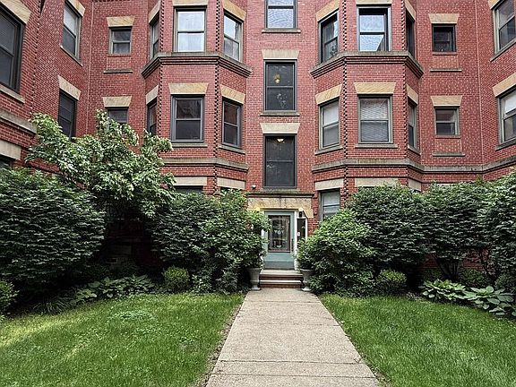 2nd image of 11020 Detroit Ave #Ne4