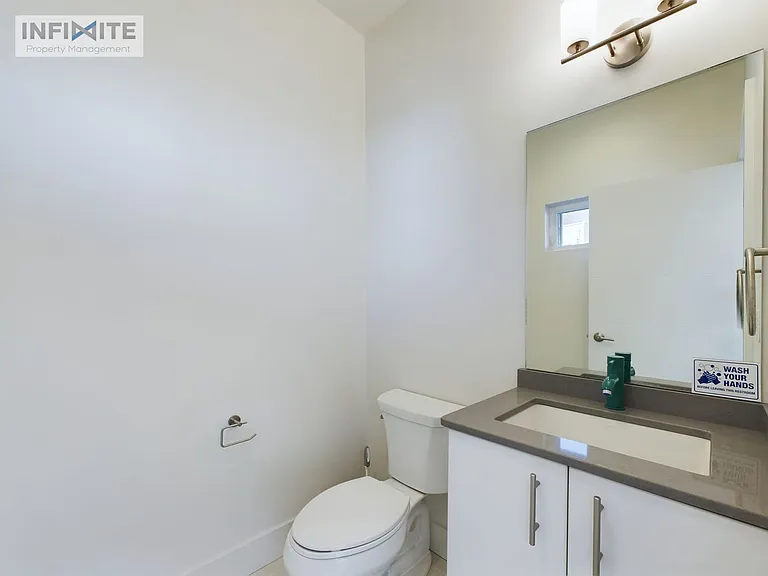 3864 Blondie St — Photo 11