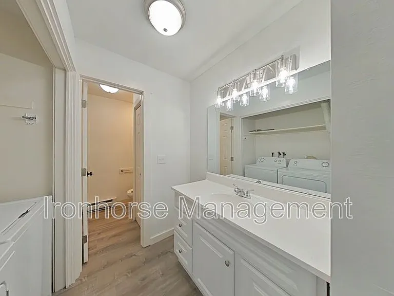 119 S 15th Ave #3 — Photo 9