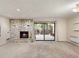 897 Admirals Rd #13, Esquimalt, BC V9A2P1