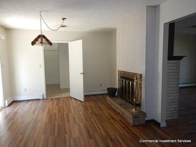 202 S Baytree Ave — Photo 20