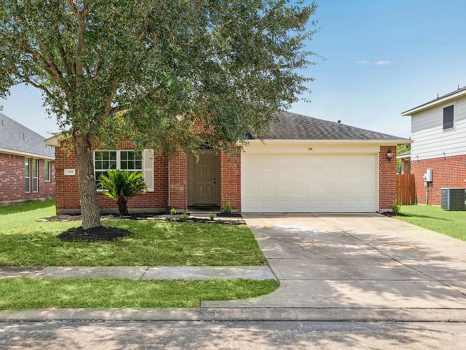 1st image of 1419 Chandler Park Ln