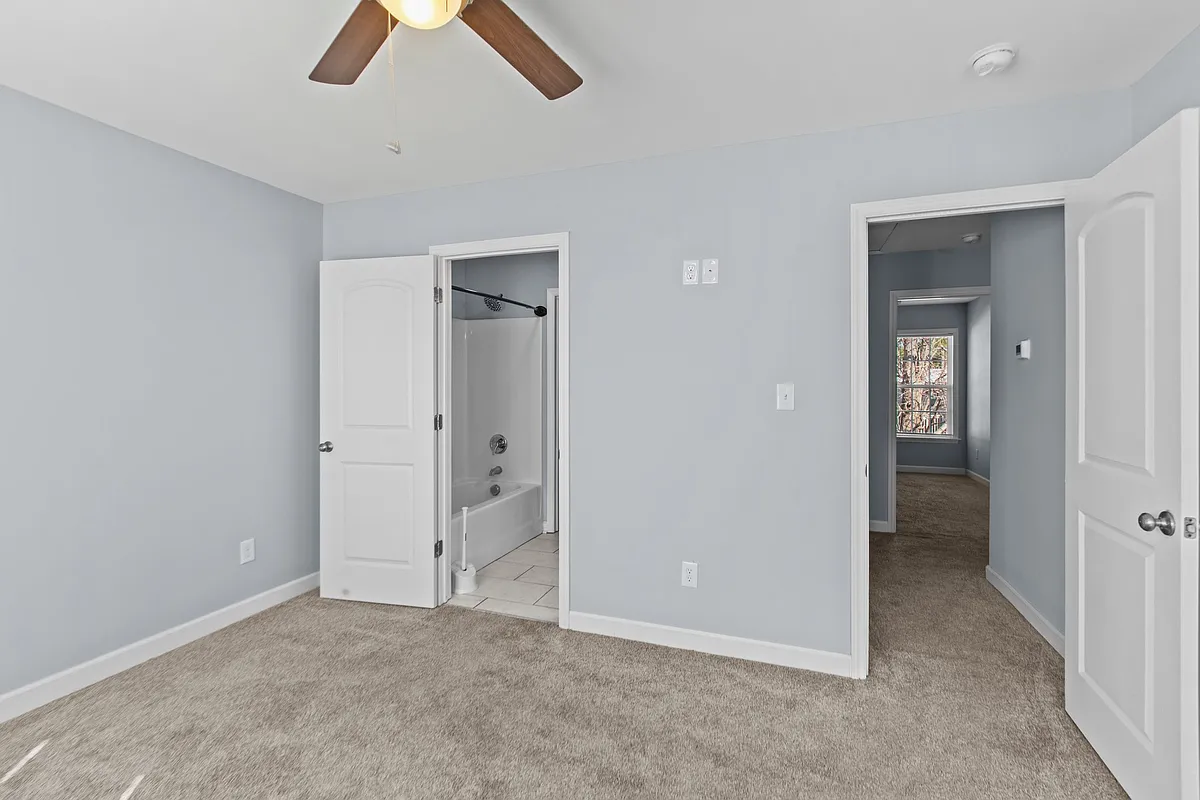 Building Photo - 1533 Pine Brook Ct #2