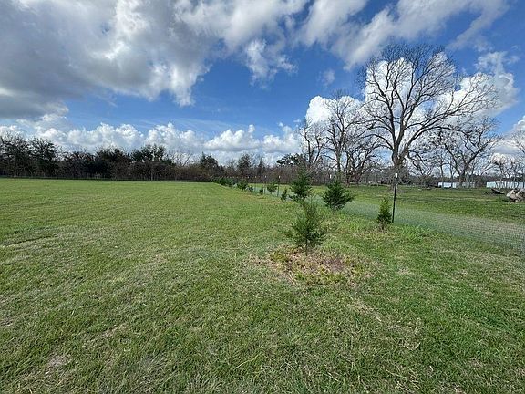 2nd image of 4527 Star Lake Ln