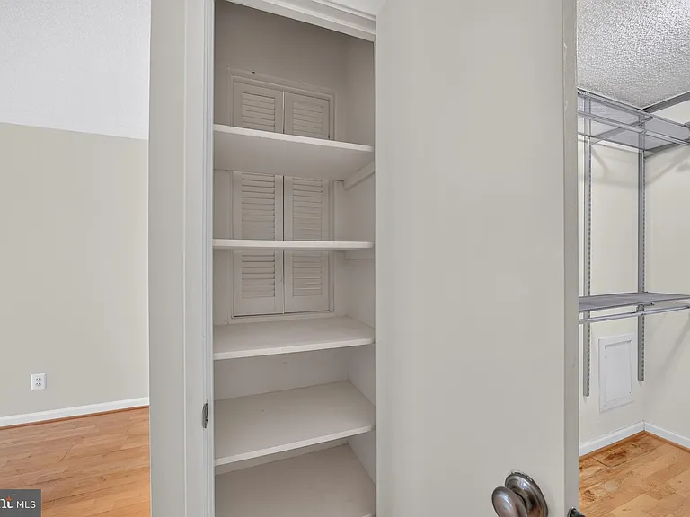 1800 Old Meadow Rd #101 — Photo 42