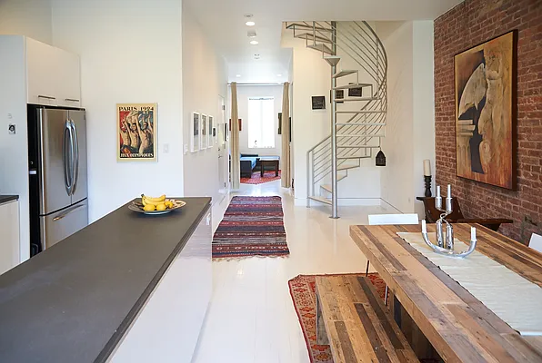 Sold by SKNY | media 11