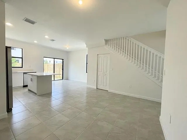 11719 SW 246th Ter — Photo 17