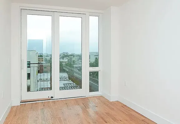 Rented by RELI.NOW CORP | media 7