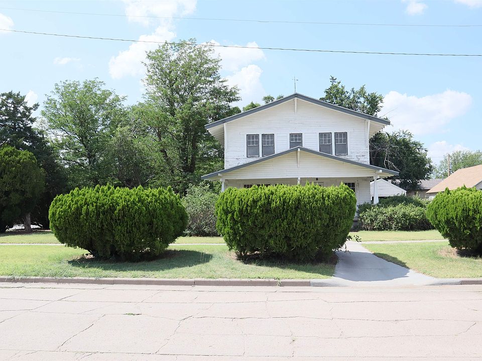 1st image of 200 E Avenue B
