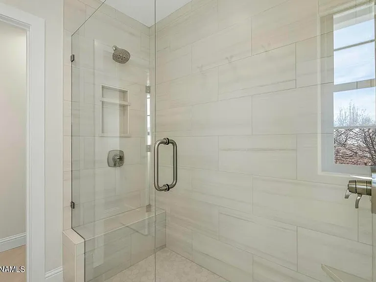 803 W Aspen Ave — Photo 8