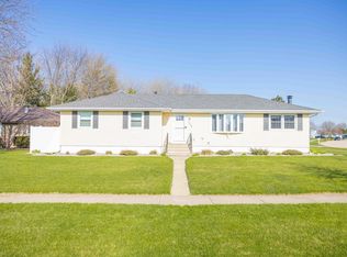 1906 Delrose St, Joliet, IL 60435