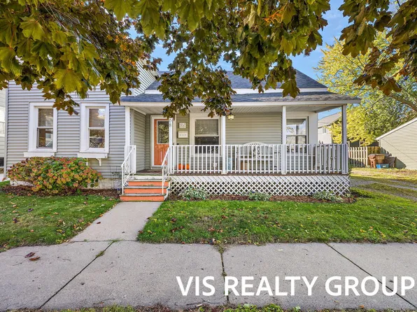 508 Monroe Ave, Grand Haven, MI 49417